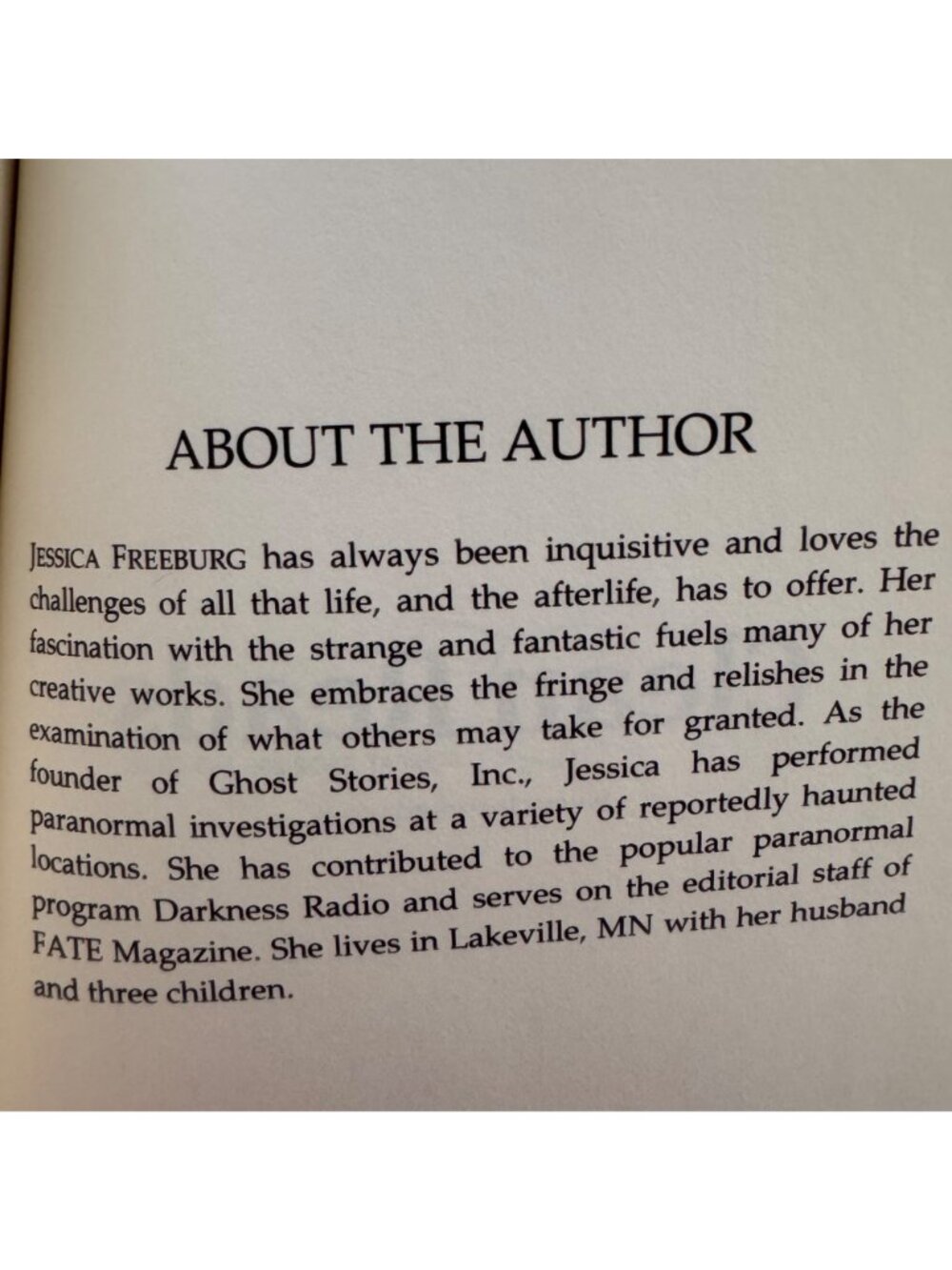 "Living In Shadows" By Jessica Freeburg Signed Paperback 2015 Clean Reads Novel - Picture 3 of 11
